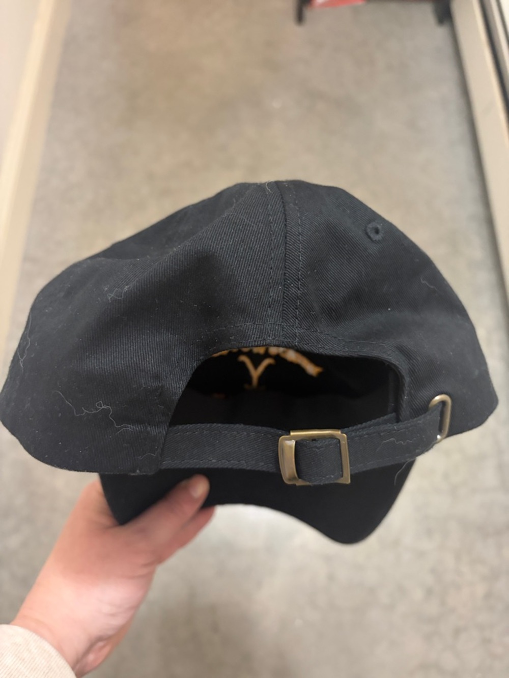 Yellowstone Dutton Ranch Embroidered Baseball Cap - NWWOT - Picture 2 of 4